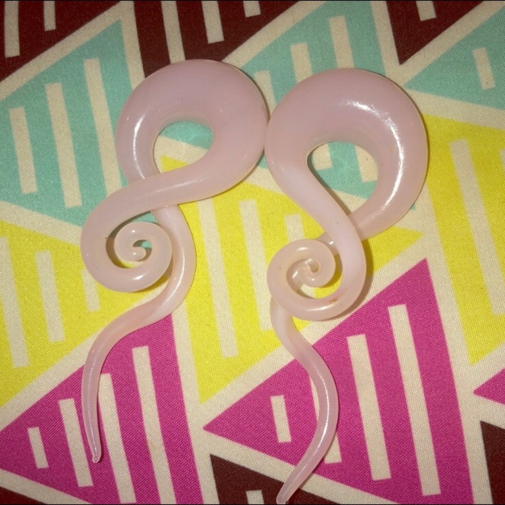 Glass spiral gauges size 5/8